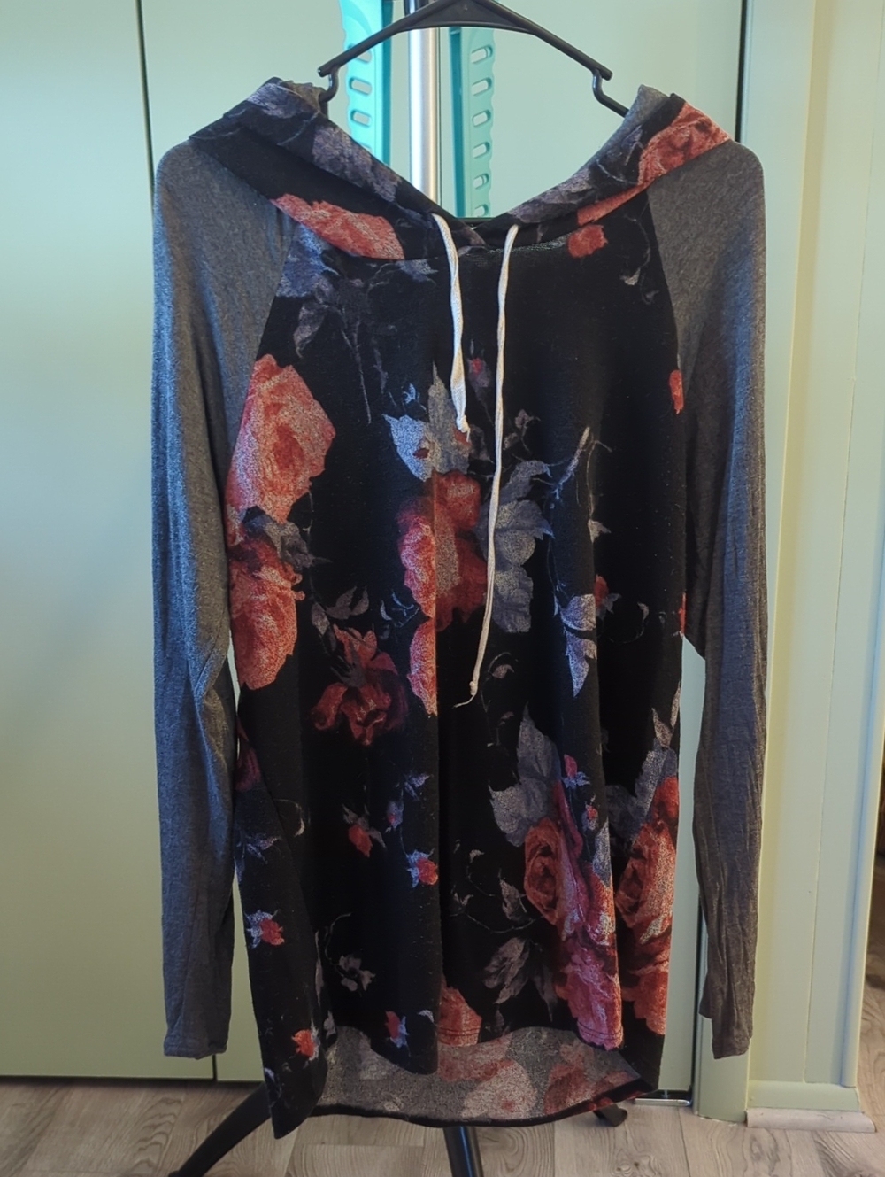 Chris & Carol Black Floral Hooded Tunic with Gray Raglan Sleeves